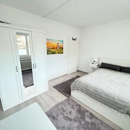 Apartment Zentral Gelegene Mit Gemeinschaftskueche Und -bad