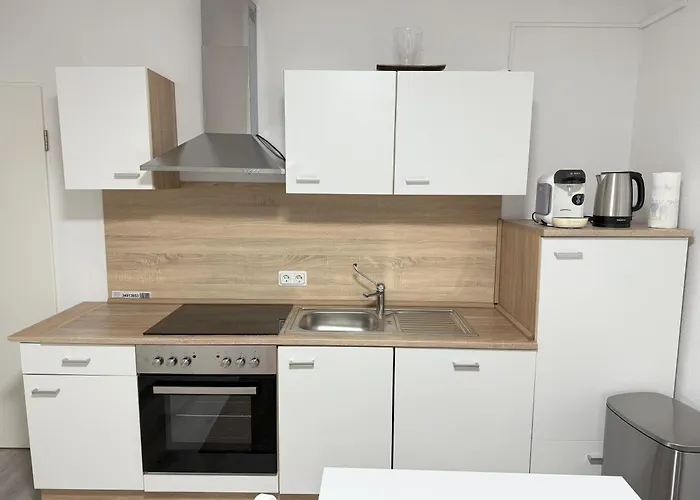 Zentral Gelegene Mit Gemeinschaftskueche Und -bad * Herne