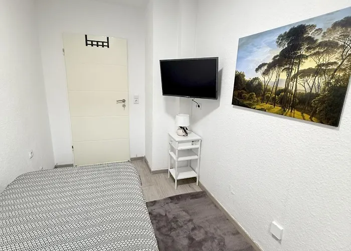 Zentral Gelegene Mit Gemeinschaftskueche Und -bad Herne